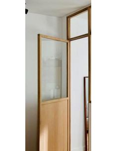 Porte battante chêne massif brut H2523*L864mm, imposte fixe 400mm, 1 travée, soubassement cp chêne A/B, verre trempé transparent